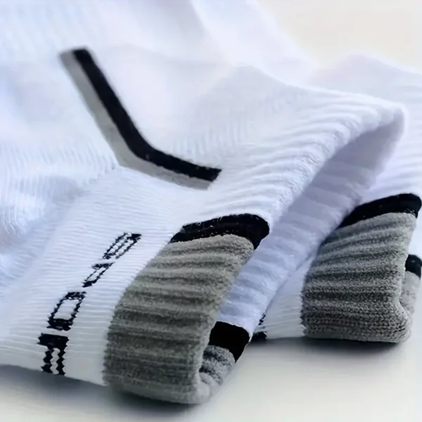 ⁦5 أزواج من الجوارب غير المتماثلة ، جوارب رياضية ومنخفضة الارتفاع ، جوارب عادية وجوارب نسائية⁩ - الصورة ⁦2⁩