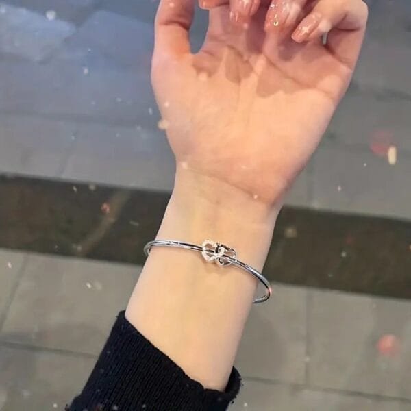 ⁦قطعة واحدة ، سوار حب من القلب إلى القلب ، سوار مزدوج قابل للسحب وسحب القلب ، تصميم خفيف فاخر ، عبوات أساور ، هدايا عيد الأم ، هدايا أعياد الميلاد ، إكسسوارات الملابس ، هدايا المهرجانات.⁩ - الصورة ⁦2⁩