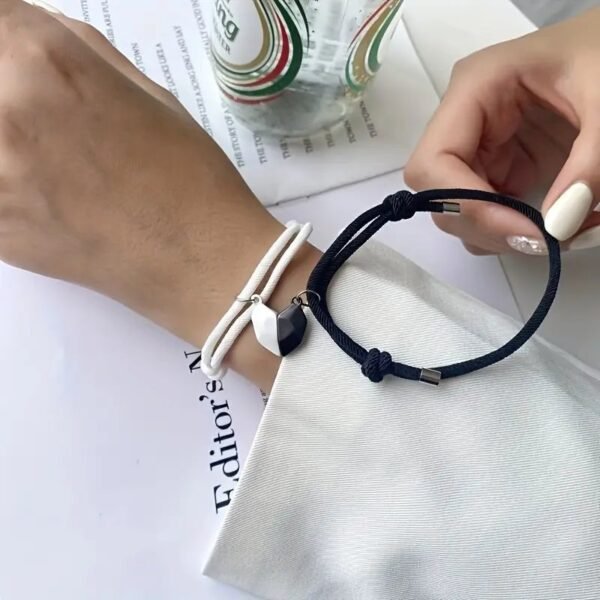 ⁦2 قطع أنيقة بسيطة القلب موضوع أساور الأزواج المغناطيسية ، قابل للتعديل المنسوجة⁩ - الصورة ⁦3⁩